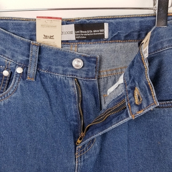 Levi's SilverTab Stay Loose Straight Leg Boy's Jeans NWT sizes 12-20 - Picture 8 of 11